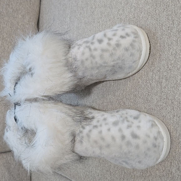 Pretty You London Fern in Snow Leopard Bootie Slippers - Picture 12 of 13